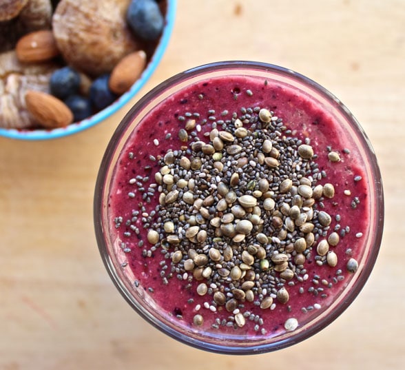 Healthy Juices And Smoothies-Post-Workout Smoothie - Acai Kale Smoothie