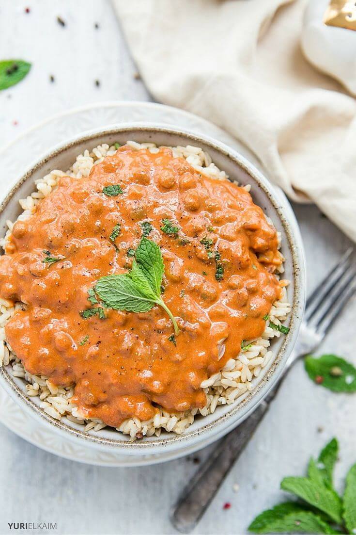 one-pot-red-curried-lentils-via-yuri-elkaim